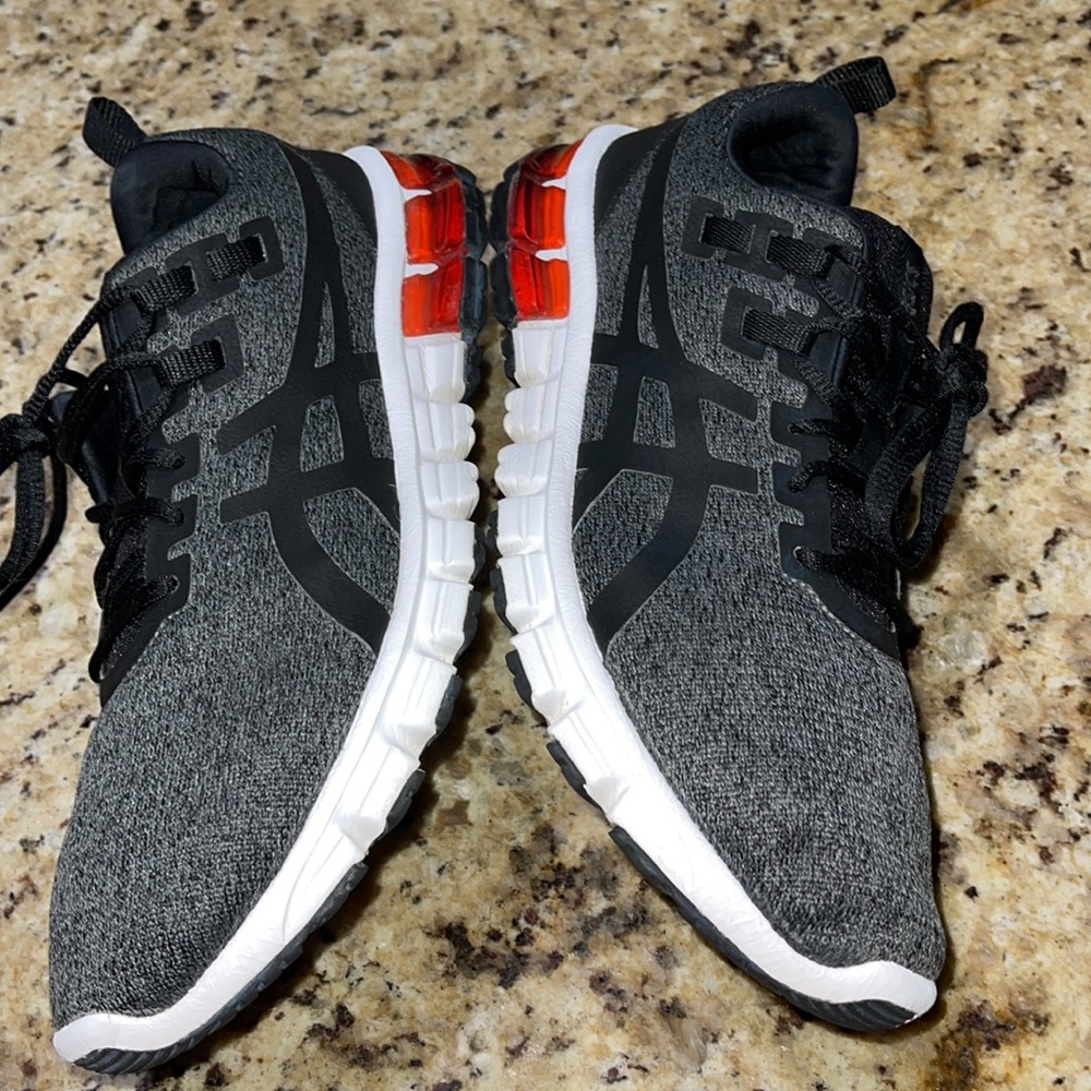 Asics - Picture 4 of 8